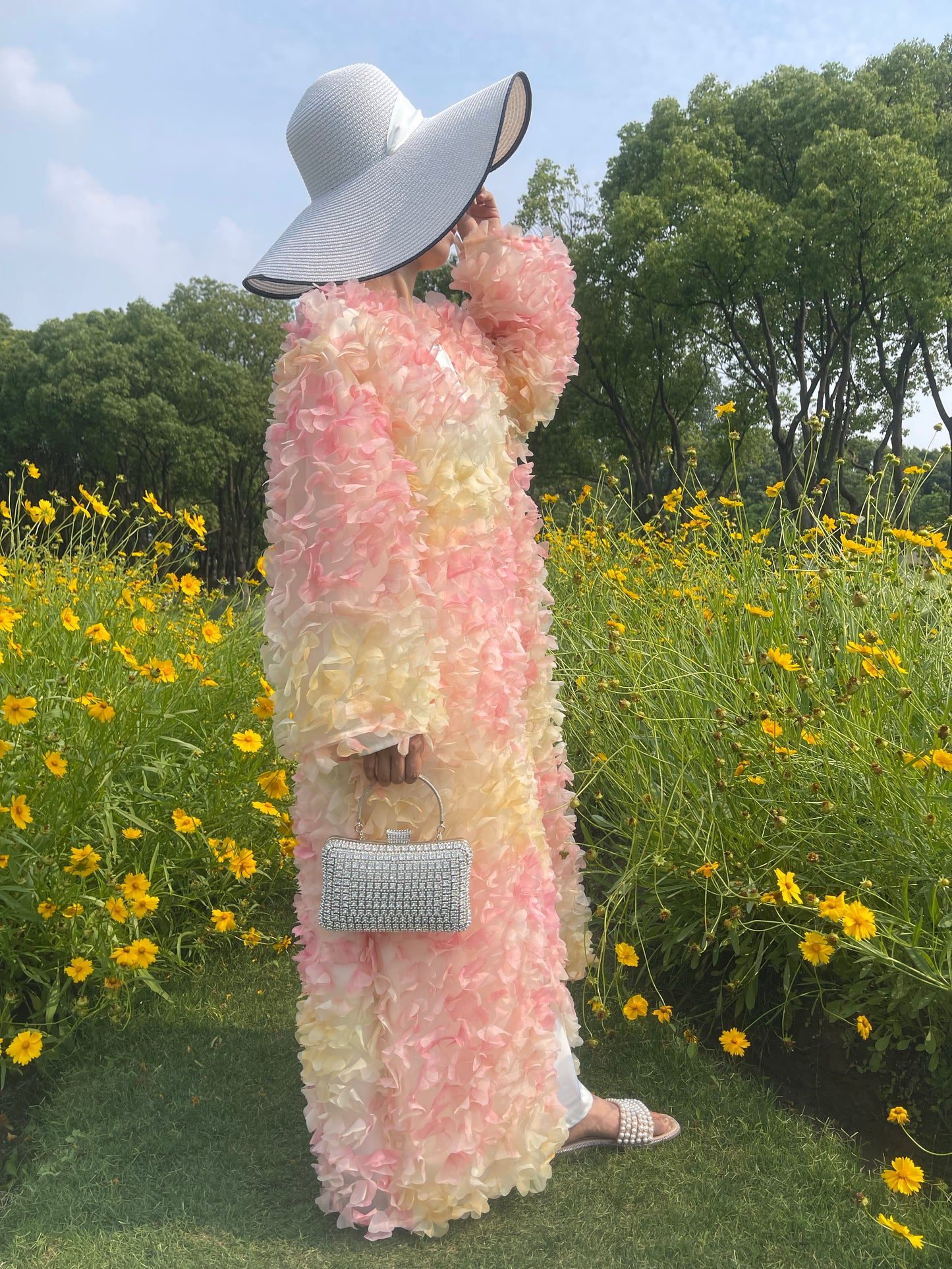 MSL892 Butterfly Pink Flower Fairy Open Abaya