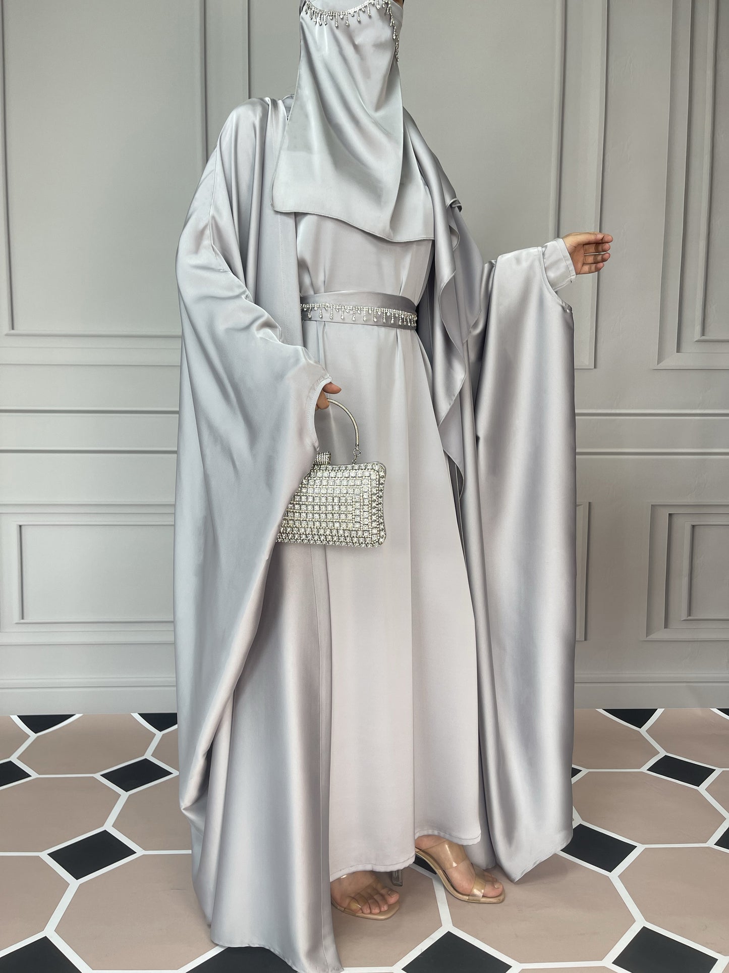 【Auf Lager】5-teiliges Set Butterfly Abaya mit Niqab, lose Vollabdeckung Satin Abaya MSL019