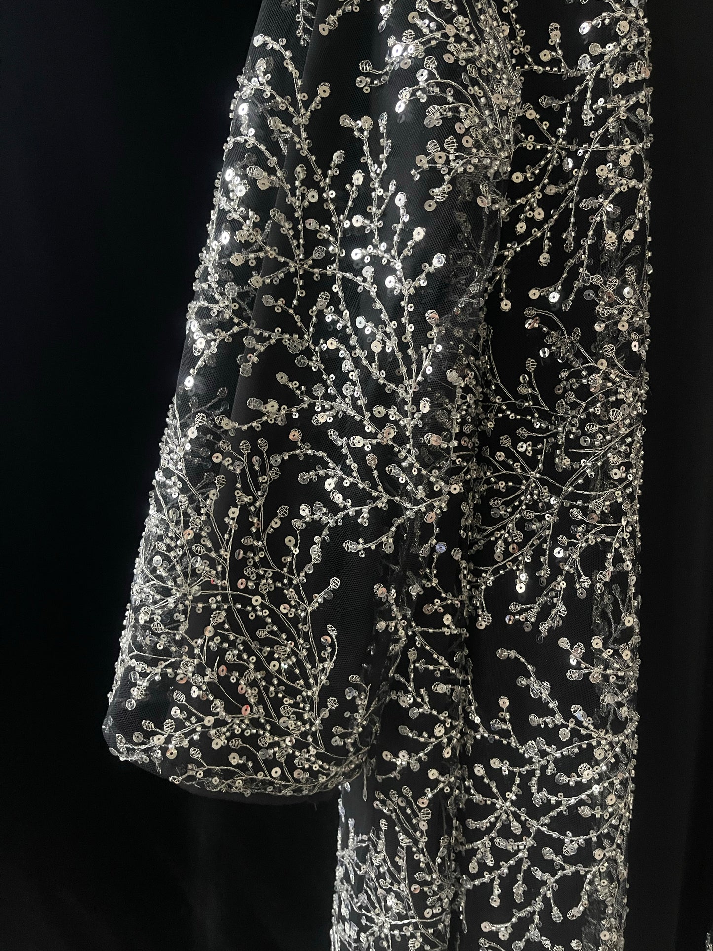 MSL895 The Night Shines Open Abaya Set
