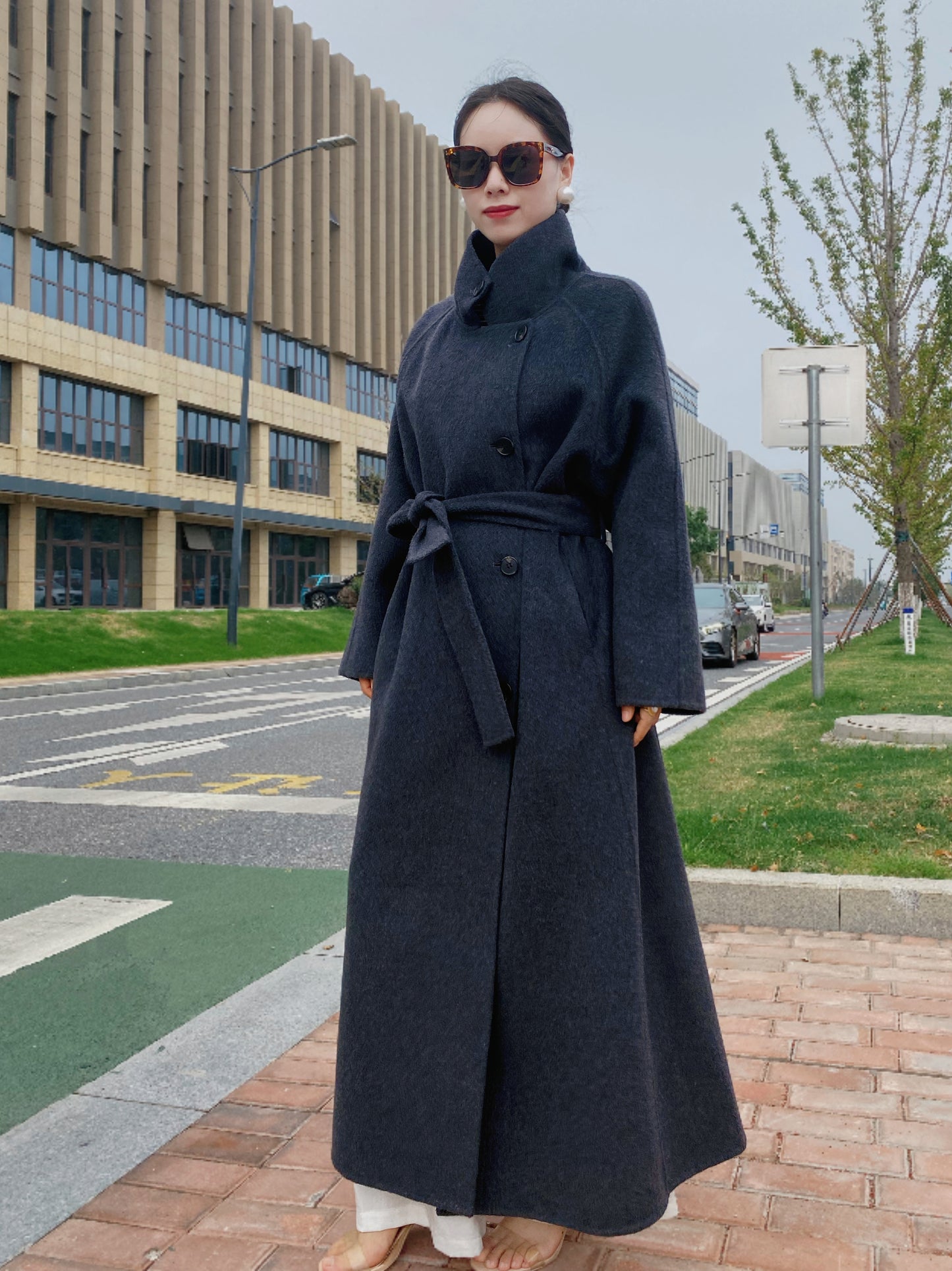 MN003 Women's 70% Wool Coat, Floor Length, Winter Standing Collared Wool Coat with Belt