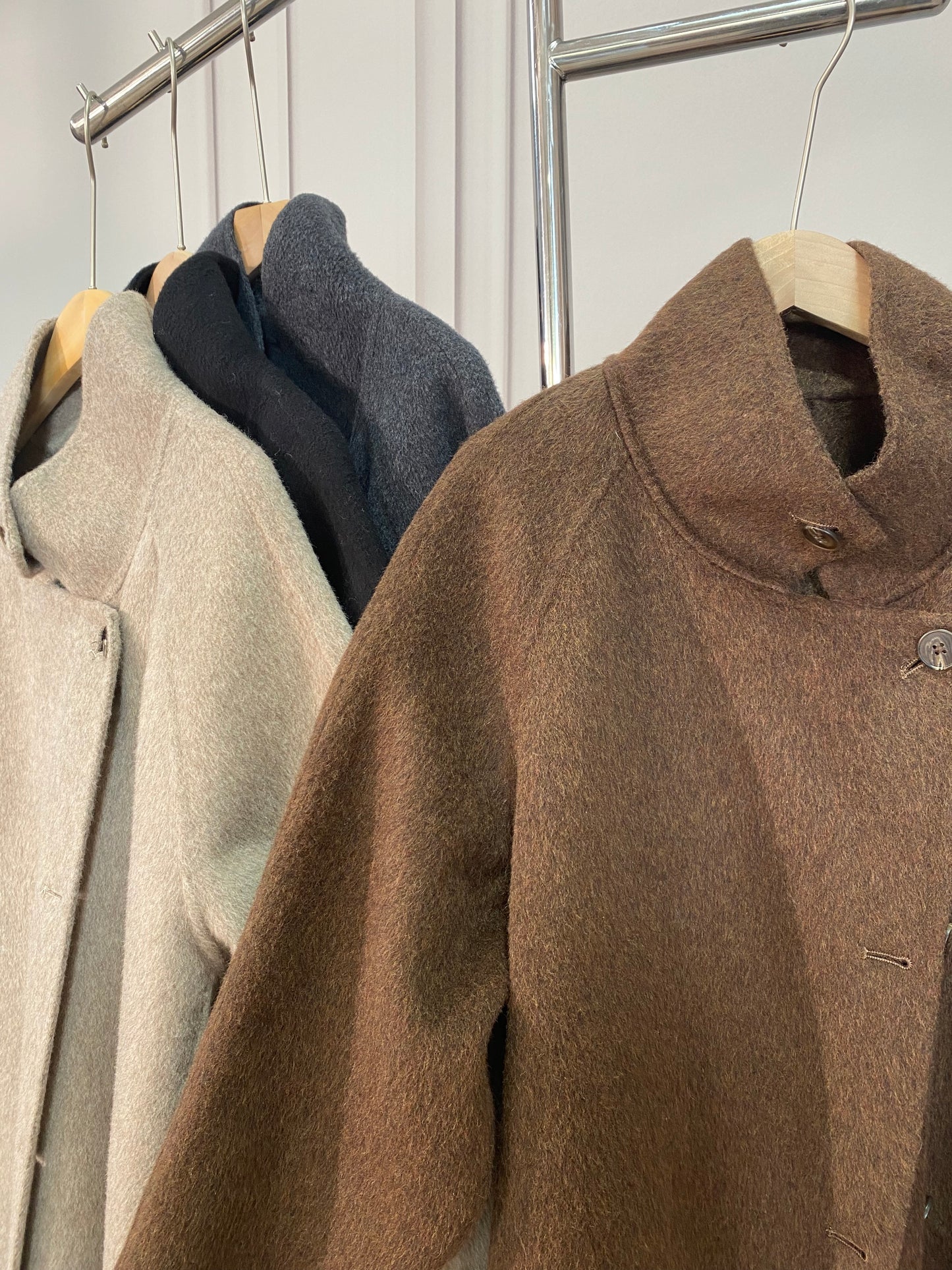 MN003 Women's 70% Wool Coat, Floor Length, Winter Standing Collared Wool Coat with Belt