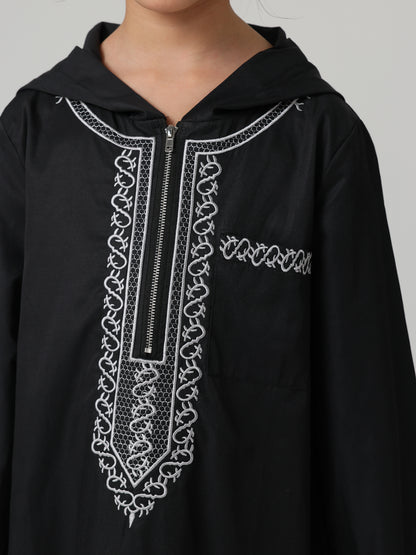 Boys' Embroidered Zip-Up Thobe with Hood | MSL553 | Hojumbo