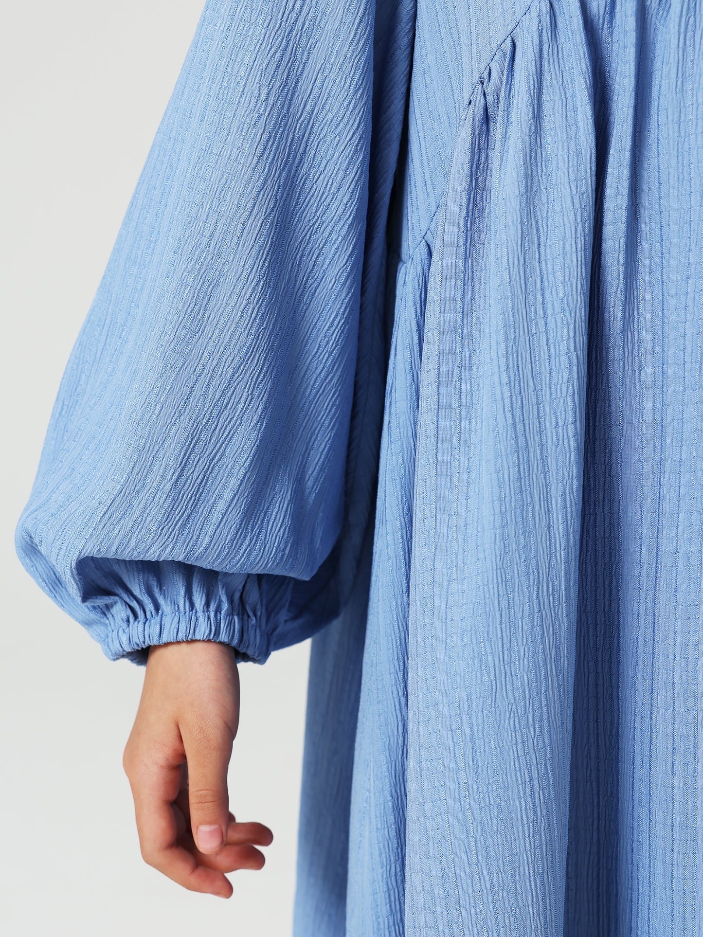 MK2647 Girls Abaya - Round Neck, Pleated, Lantern Sleeve | Hojumbo