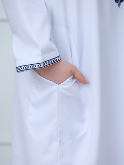 KID0014 Boys' Robe Hooded Embroidered Loose Fit, Muslim Boys' Clothing, Comfortable Long Sleeve Dressing Gown