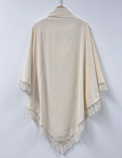 A lace lace hijab khimar for a Turkish Muslim woman during Ramadan in Dubai, Middle East MSL184