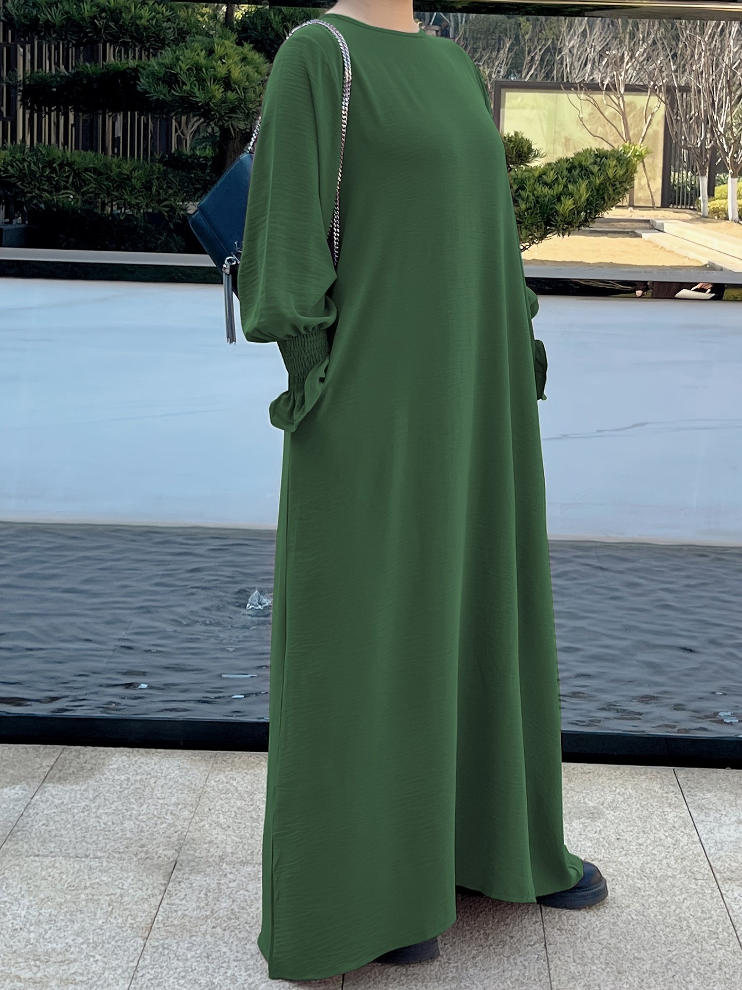 Ramadan Abaya mit Rundhalsausschnitt und gerafften Manschetten, elegantes, schlichtes Maxikleid mit langen Ärmeln, Damenbekleidung, Kebaya Kaftan MSL130