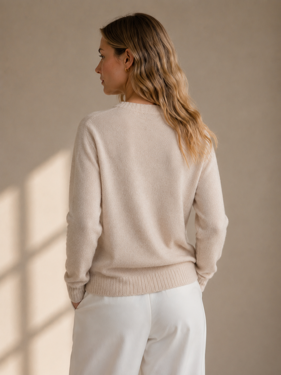 KK9702 Women's 100% Wool Sweater Seamless Knit Round Neck | Women's Sweater, Wool Jumper | Hojumbo