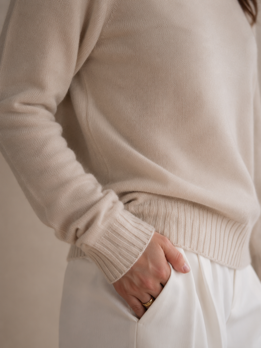KK9702 Women's 100% Wool Sweater Seamless Knit Round Neck | Women's Sweater, Wool Jumper | Hojumbo