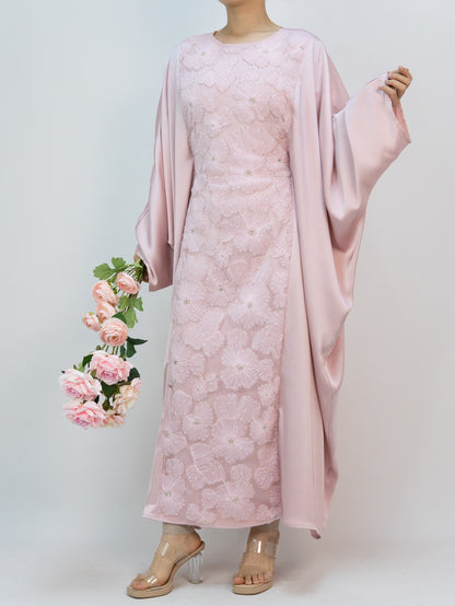 MK2626 Muslim Women's Kaftan, Satin Solid Color Batwing Sleeve, Flower Beaded Abaya for All Seasons, Elegant Loose-Fitting Dress