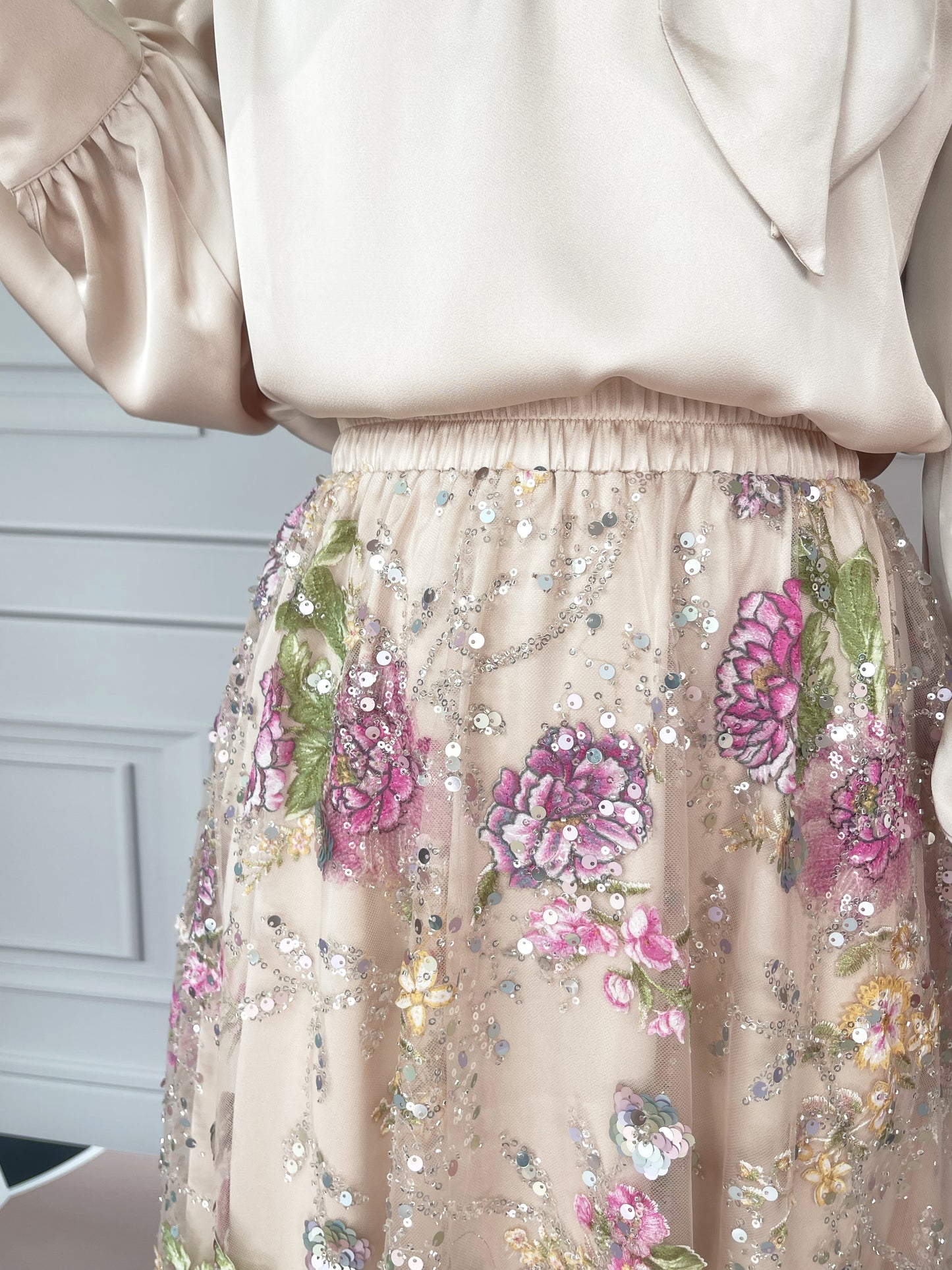 MSL903 Luxurious Women's Two-piece Set, Long-sleeved Top and Floral Bead and Sequin Skirt