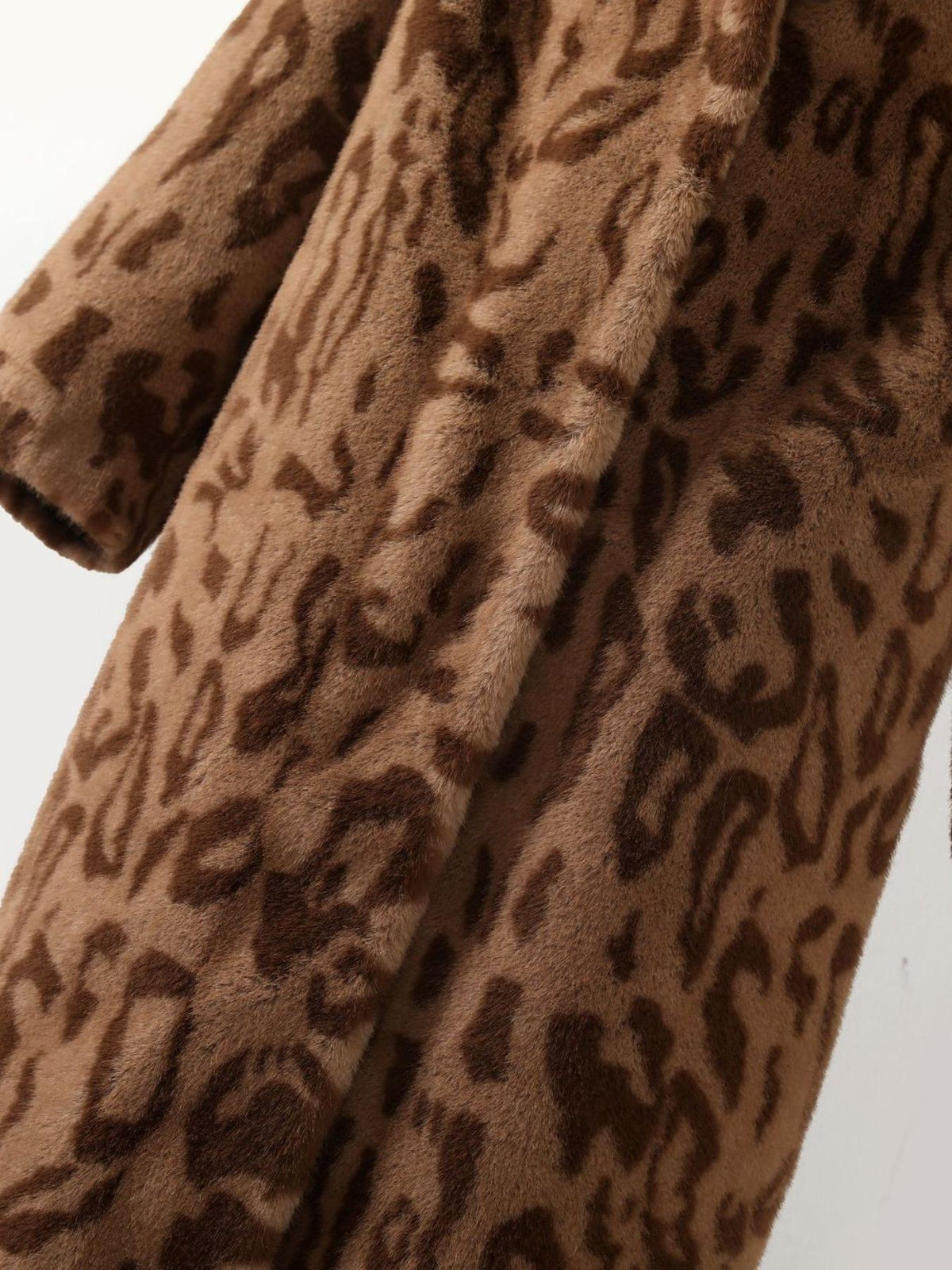 JT8812 Faux Fur Coat - Leopard Print, Suede, Blazer Collar, Long Length | Hojumbo