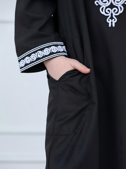 KID0012 Boys' Moroccan Robe Hooded Embroidered Loose Fit Abaya, Muslim Boys' Clothing, Comfortable Long Sleeve Dressing Gown