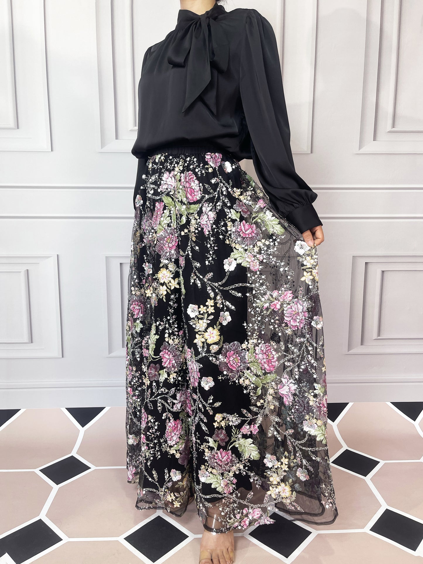 MSL903 Luxurious Women's Two-piece Set, Long-sleeved Top and Floral Bead and Sequin Skirt