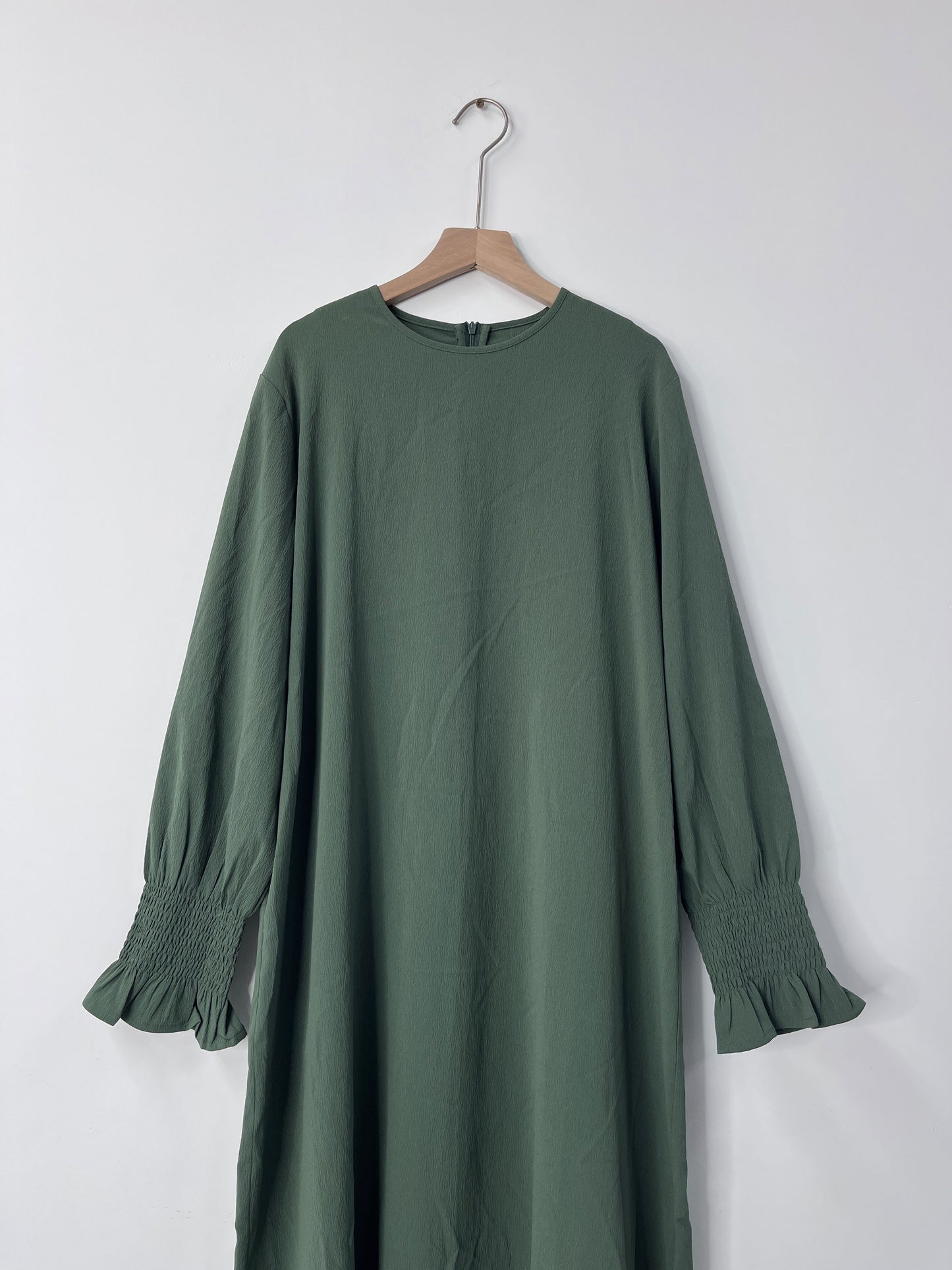 Ramadan Abaya mit Rundhalsausschnitt und gerafften Manschetten, elegantes, schlichtes Maxikleid mit langen Ärmeln, Damenbekleidung, Kebaya Kaftan MSL130