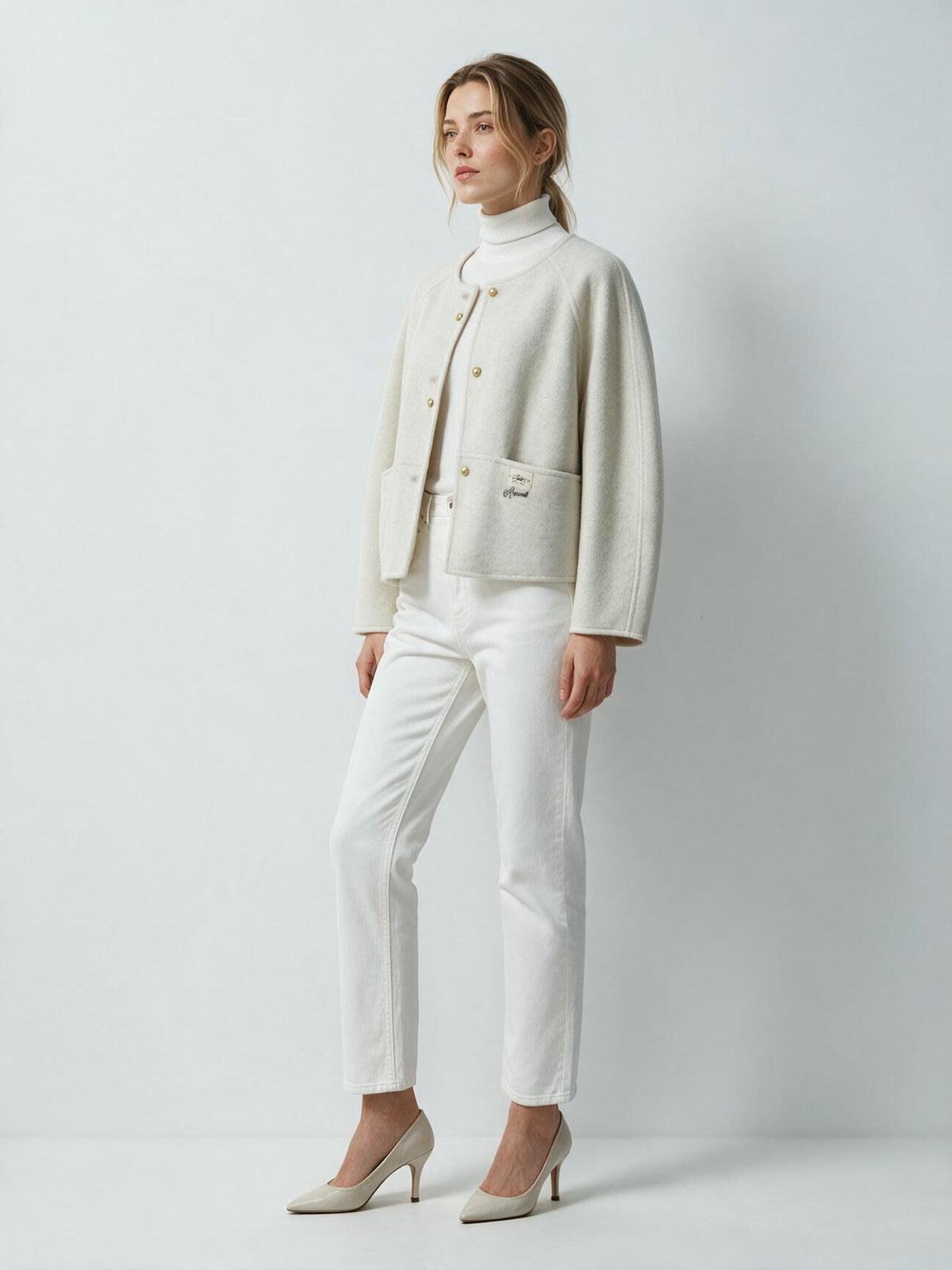 6026 Coat - 15% Wool, Round Collar, Short Length | Hojumbo